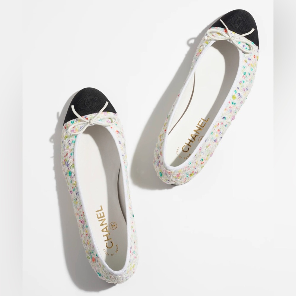 Chanel 23limited edition classic ballerina flats NWB 38.5 Glittered Tweed